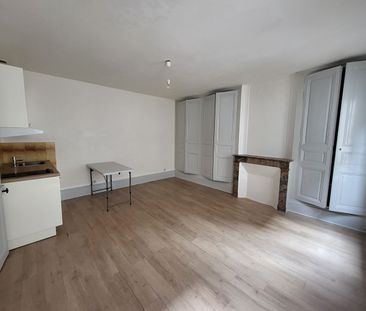 Location Appartement 1 pièce 24m² - Photo 1