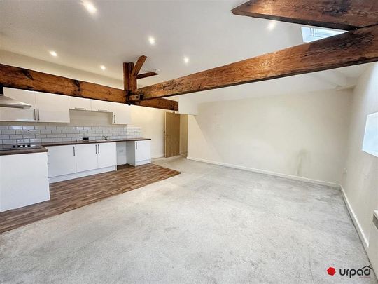 3 bedroom apartment to rent - Photo 1