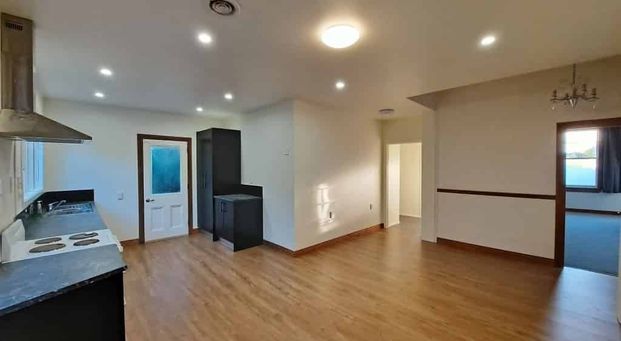 INGLEWOOD FOUR BEDROOM - Photo 1