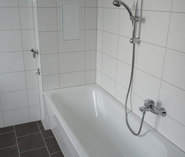 Wohnung mit WANNE und DUSCHE - Photo 1