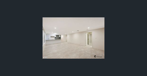 Stylish, Low-Maintenance Living in a Family-Friendly Neighbourhood - Photo 1