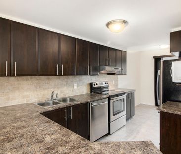 For Lease - 772 Lakeridge Drive, Orleans - Cumberland and Area, Ont... - Photo 2