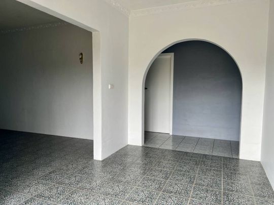 Spacious Three Bedroom Home - Photo 1