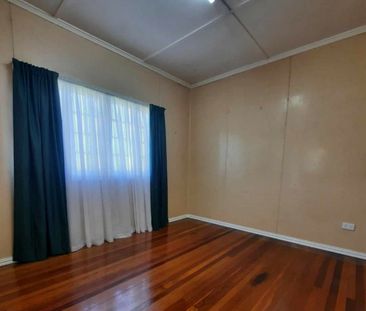 CENTRALLY LOCATED 1 BEDROOM UNIT - Photo 1