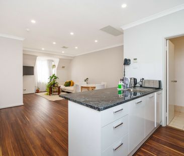 55/11 Regal Place, East Perth - Photo 3