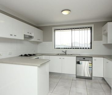 MODERN TOWNHOUSE - Photo 1