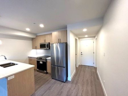 103 135 Haliburton Street - Photo 3