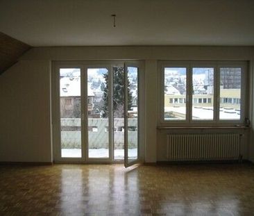 Helle Dachwohnung mit Balkon - Photo 5