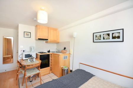Flat 11 Belgrave Road, Pimlico SW1V 2BL - Photo 3