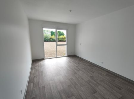 Location Appartement 1 pièce 22m² FRANQUEVILLE ST PIERRE 76520 - Photo 2