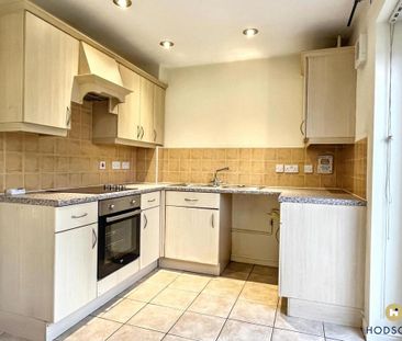 2 bedroom end of terrace house to rent - Photo 2