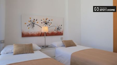 madrid, Community of Madrid 28012 - Photo 4