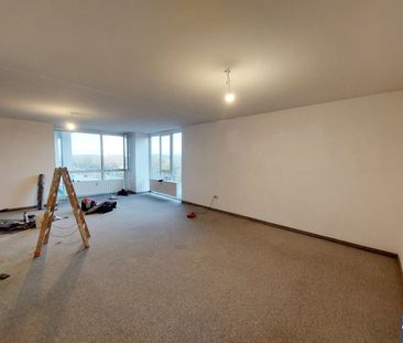 4-Zimmer-Wohnung mit hofseitiger Loggia! - Photo 2