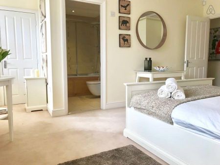 2 bedroom apartment to rent - Photo 4