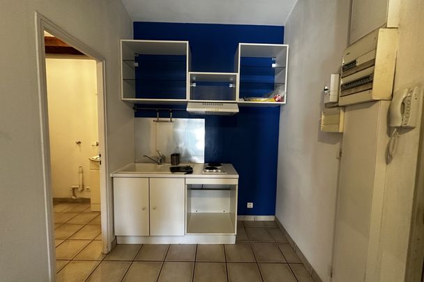 Appartement T2 SOLLIES-PONT - Photo 1