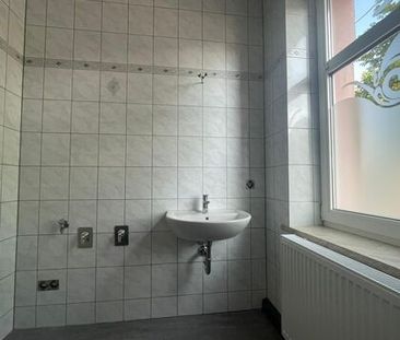 Sanierte Zweiraumwohnung mit KfZ-Stellplatz ab sofort zu vermieten - Photo 4