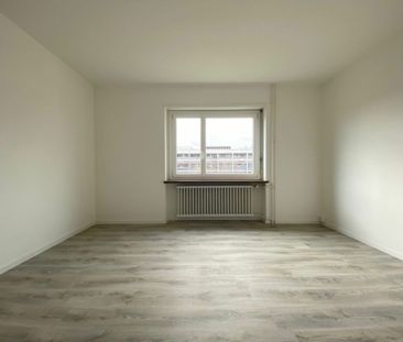 Appartement rénové de 3.5 pièces avec balcon - Photo 1