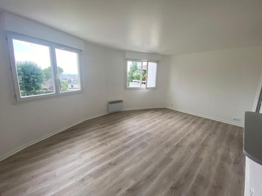 Location Appartement 1 pièce 30m² MONTMORENCY 95160 - Photo 1