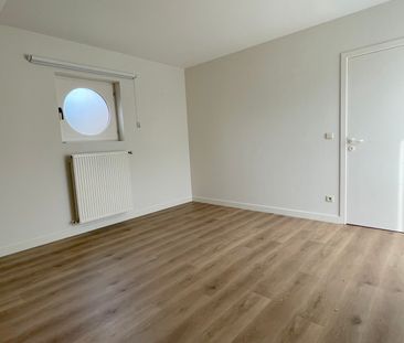 Kwalitatieve woning met 2 slaapkamers & terras in Gijzegem. - Photo 6