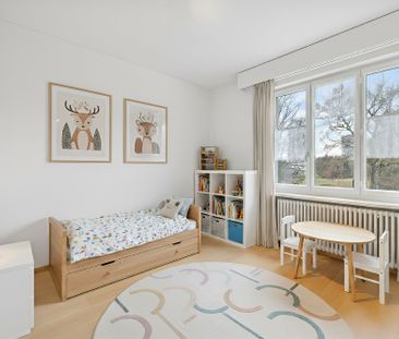 GROSSZÜGIG WOHNEN, STILVOLL LEBEN – ATTRAKTIVE DOPPELHAUSVILLA - Photo 4