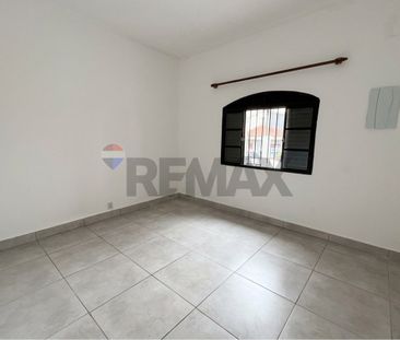 Casa Independente com Vaga de Garagem e Excelente Localização na Vi... - Photo 4