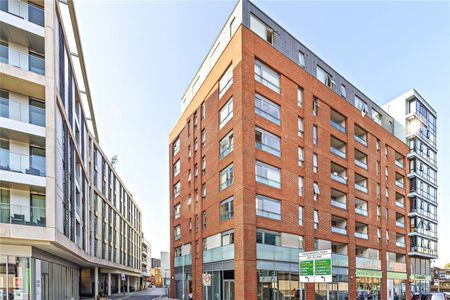 Hardwicks Square, London, SW18 - Photo 2