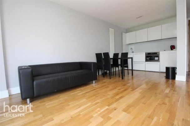 1 bedroom apartment to rent - Photo 1