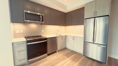 For Lease - 41 Johnson Street Unit# 606, Barrie, Ontario - Photo 4