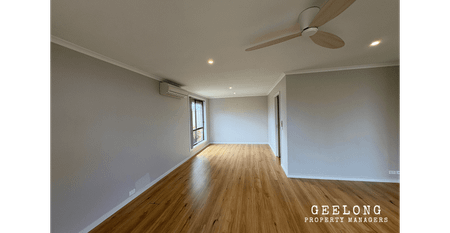 Comfortable Living Close to Everything. (Check out our 3D Tour online) - Photo 2