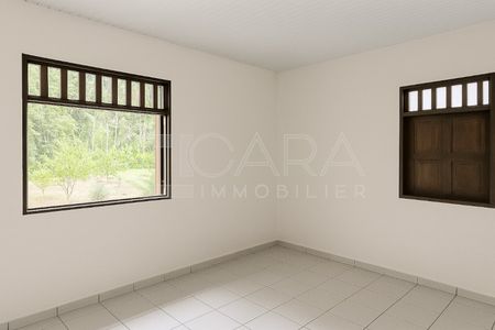 Location Appartement 2 pièces 33m² MATOURY 97351 - Photo 5