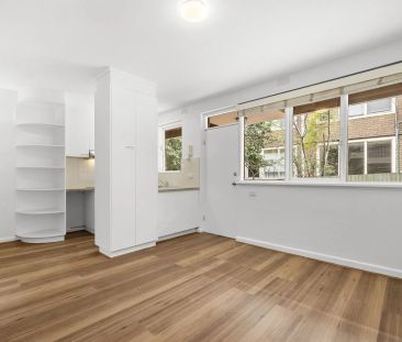 Unit 2/30 Davis Avenue, South Yarra. - Photo 2