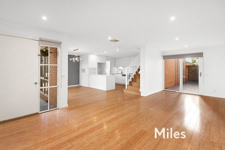 13/19 Lower Plenty Road, Rosanna - Photo 2