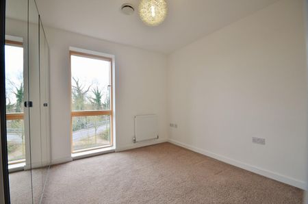 Rowlock House, Trout Road, West Drayton, UB7 - Photo 3