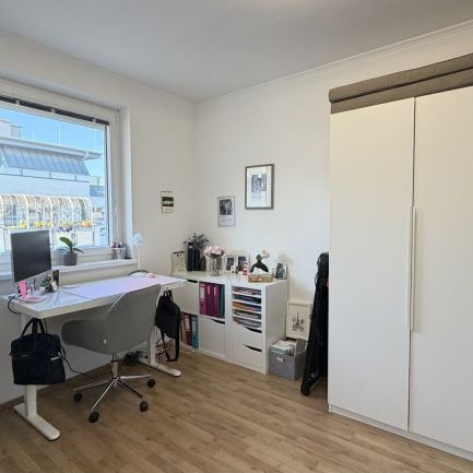 Wohnen am Badeteich – gepflegte 3-Zimmer-Wohnung mit Balkon | ZELLMANN IMMOBILIEN - Photo 1