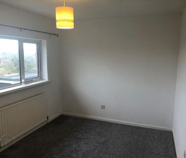 13 Coronation Road, Carrickfergus, BT38 7EX - Photo 1