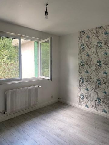 Location Appartement 3 pièces 68m² BORT LES ORGUES 19110 - Photo 2