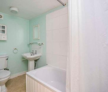 West Street, Titchfield, PO14 - Photo 5