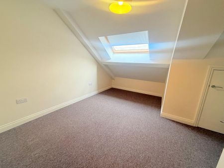 3 bedroom apartment to rent - Photo 5