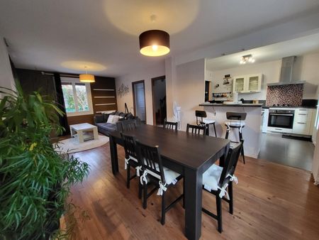 Location Maison 4 pièces 79m² BERGERAC 24100 - Photo 2