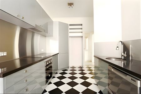 22 Mansion House Lane, West Melbourne - Photo 3