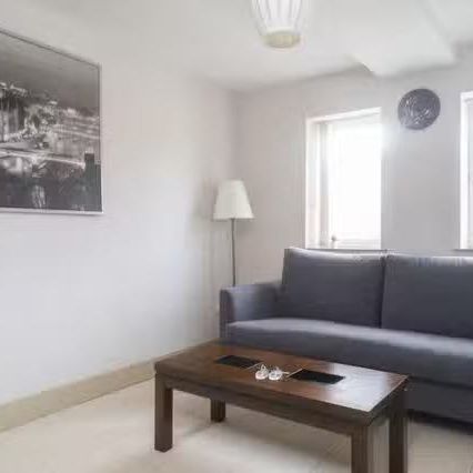 1-bedroom apartment for rent in Docklands South, Dublin - Photo 1