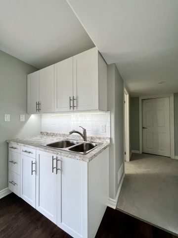 For Lease - 9 Moynes Court, Kawartha Lakes, Ontario - Photo 5