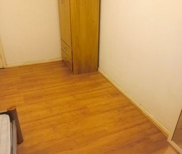 Room in a Shared Flat, London, NW3 - Photo 1