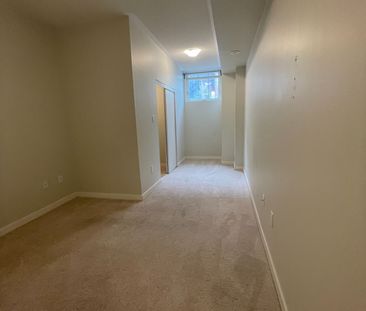 For Lease - 15 Whitaker Way Unit# 127, Whitchurch-Stouffville, Ontario - Photo 6