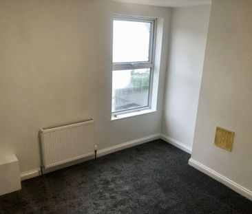 2 Bed Terraced House, Kingsley Road, NG2 - Photo 1