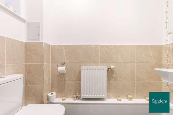 Eve Drive, Harlow, Essex, CM18 - Photo 1