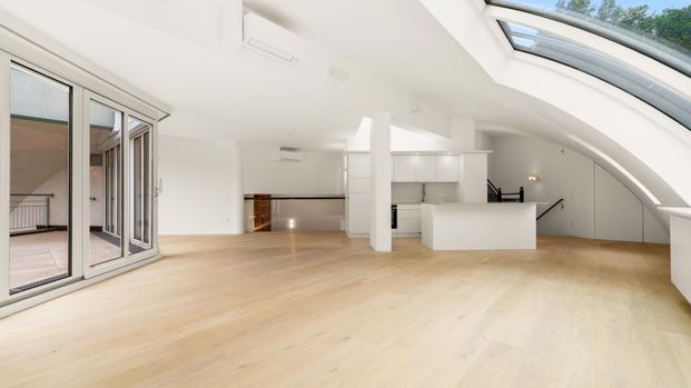 Lebensgefühl Sievering! Dachgeschoss Terrassen Wohnung mit Stil, Charme und Charakter - Bestlage 19. Bezirk - Photo 1