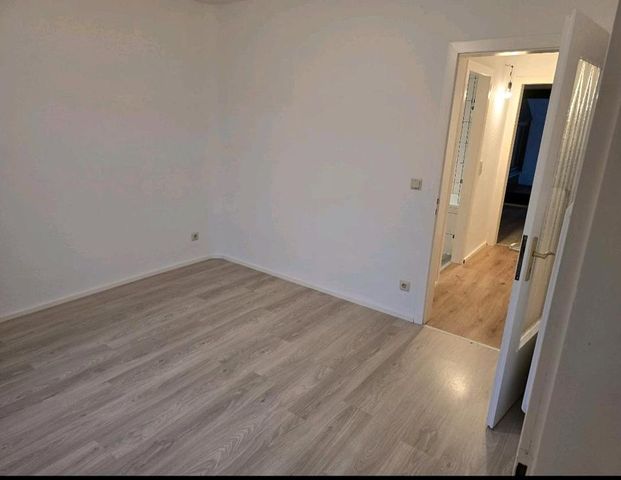 Moderene großzügige 2,5 Zimmer Wohnung 131m² - Foto 1