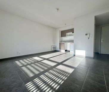 Location Appartement 2 pièces 39m² TOULOUSE 31500 - Photo 3