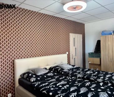 Exkluzivní pronájem zařízeného bytu 2+kk s parkovacím stáním-Pardub... - Fotografie 2
